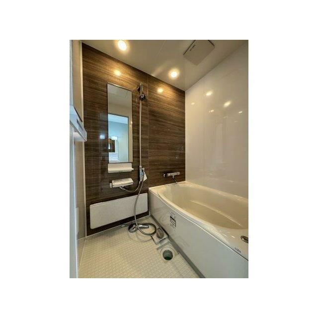 お風呂新品交換済み。