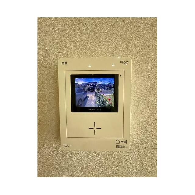 「LDK」モニター付きインターホンで突然の来客対応も安心です