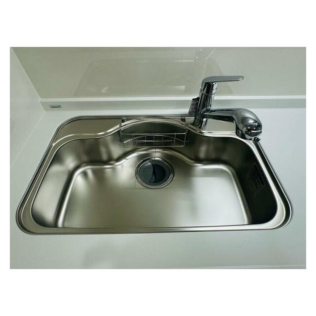 広々としたシンクに交換しました