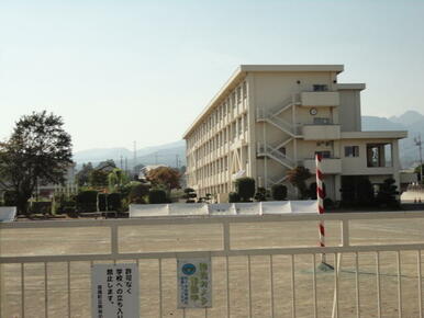 吉岡町立明治小学校