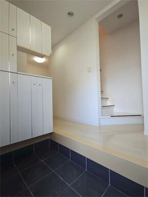 玄関・玄関収納