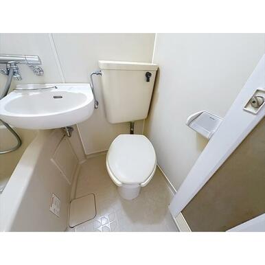 清潔感のあるトイレです