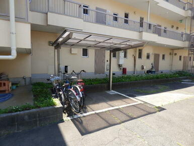 ★敷地内に駐輪場あります★
