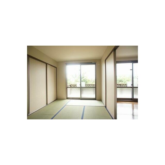 ☆和室☆建物南側には遮るのもがありません☆