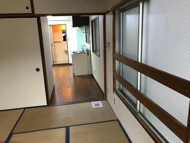 角部屋は圧迫感がないですね。