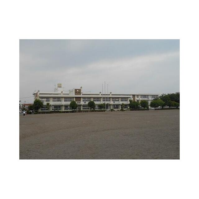 睦小学校　378ｍ/徒歩5分、車1分