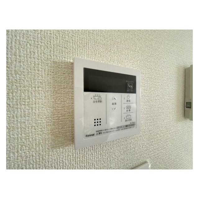 いつでも暖かい湯船に入れる追焚き炊き機能付き＾＾