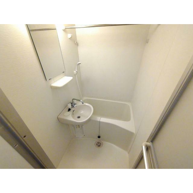 暖房機能無し浴室乾燥機付き