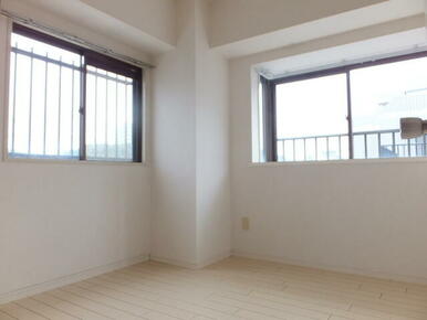 ★2面採光で日当たり良好★