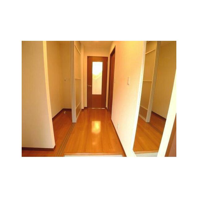 玄関ホール大型収納