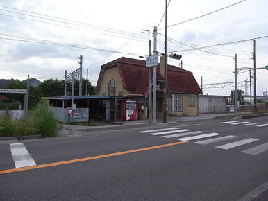 鳥居本駅