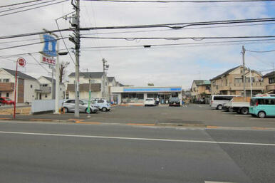 ローソン　小川一丁目店