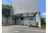 情報提供会社