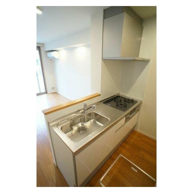 料理好きにはうれしい魚焼グリル付３口コンロ付システムキッチン♪