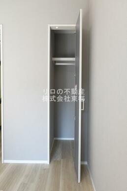 パイプハンガー付き☆畳まず衣類を掛けることができます♪