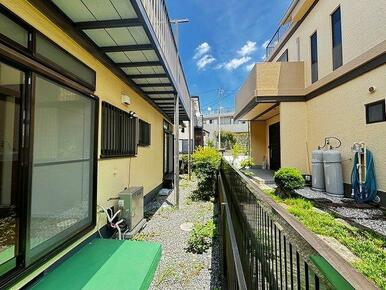 庭からの風景