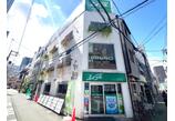 情報提供会社