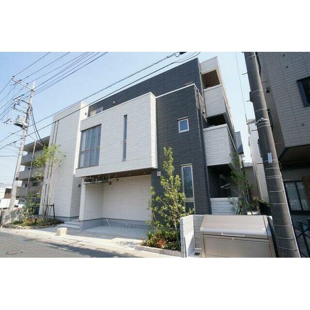 【重量鉄骨造３階建てＳｈａＭａｉｓｏｎ】自然と調和したシャーメゾンガーデンズ★４仕様の物件です！！…
