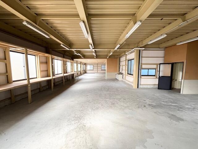 commercial 美濃池町