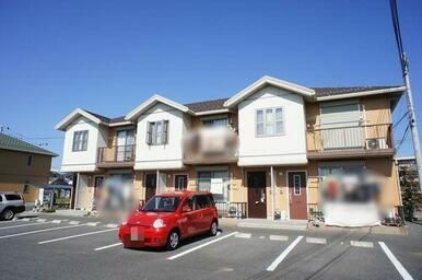 積水ハウス施工の賃貸住宅『シャーメゾン』駐車場２台付（無料）