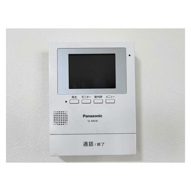 「インターホン」安心のモニター付きです