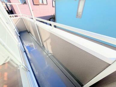 「バルコニー」洋室2部屋と隣接しています