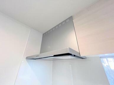 「レンジフード」新規交換済みです