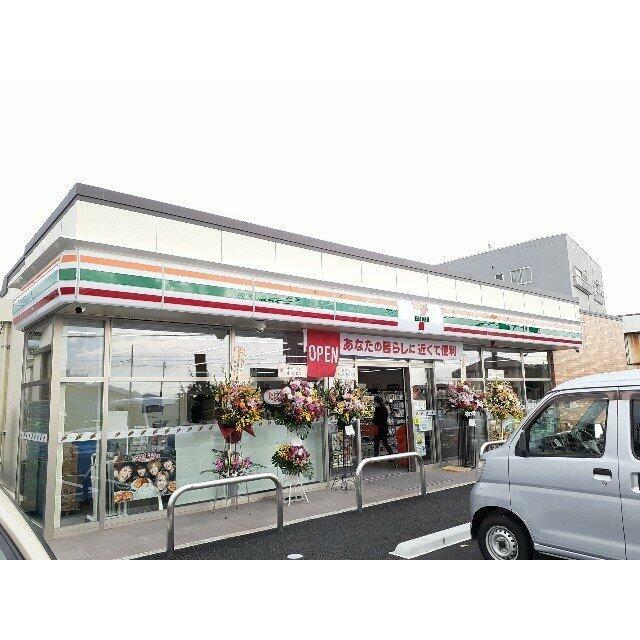 セブンイレブン富士宮小泉店まで850m