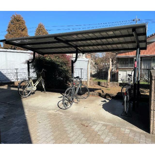 屋根付き駐輪場