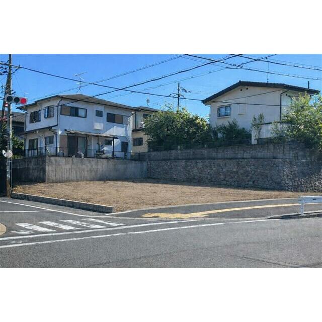 写真は擁壁解体後のAI編集によるイメージ写真となります。