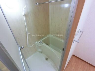 追い炊き機能付バス