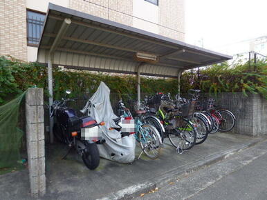 ★敷地内に駐輪場あります★