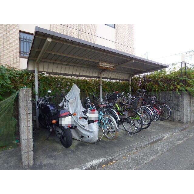 ★敷地内に駐輪場あります★