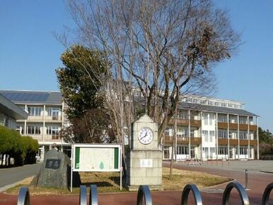 真岡小学校