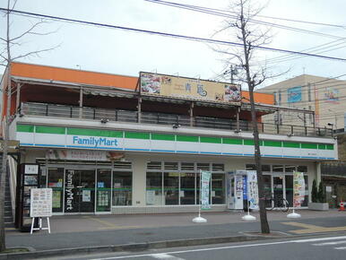 ファミリーマート藤が丘駅東店