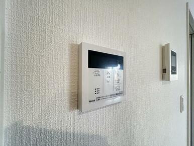 いつでも暖かい湯船に入れる追焚き炊き機能付き＾＾