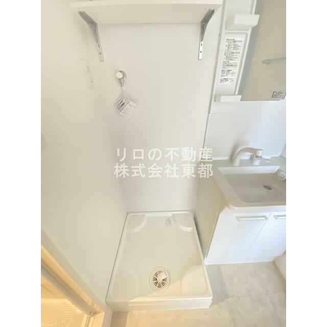 水漏れの心配がない防水パン付きの洗濯機置き場です
