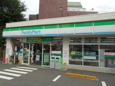 ファミリーマート 東村山久米川通り店