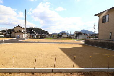 ８号地西から【ルーツガーデン大野】