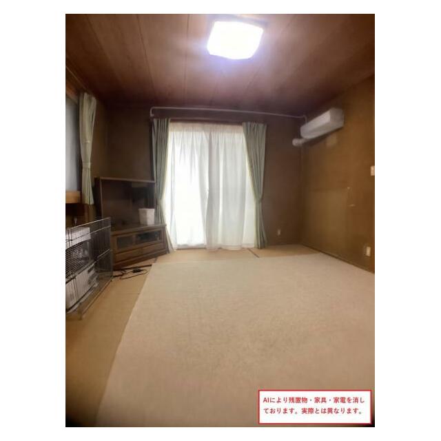 1階南東和室。AIにより家具・家電・残置物を消しております。実際とは異なる場合があります。