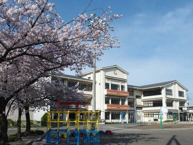 蕨市立北小学校