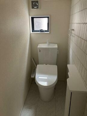 見落としなしで隅々チェック。トイレは家を映す鑑となります。（1号棟）