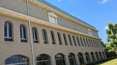 坂井市立春江図書館