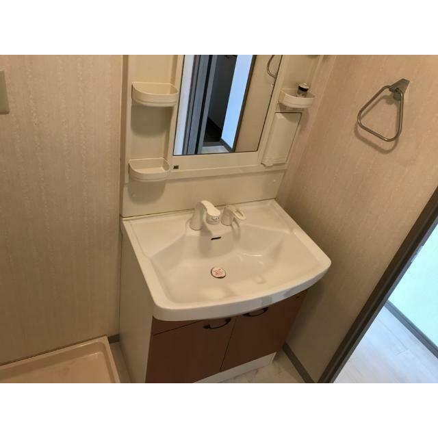 洗髪洗面化粧台