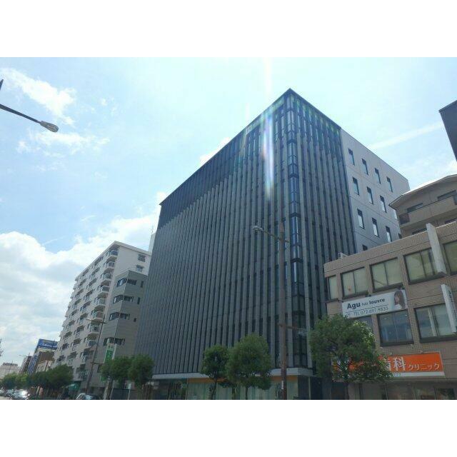 北おおさか信用金庫本店　徒歩15分（約1470ｍ）