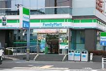 ファミリーマート横浜青木町店