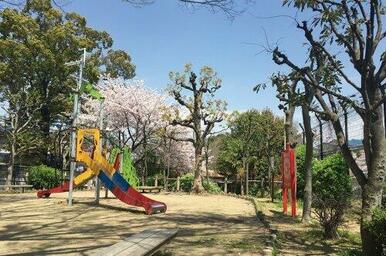 南野田すかしゆり公園