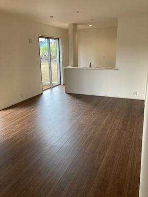 長い時間を過ごすリビングだから自分らしいスタイルを演出したい（2号棟）