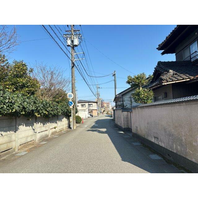 北側道路です。