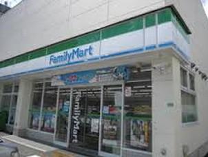 ファミリーマート　中野弥生町一丁目店